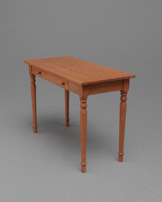 Desk No.1